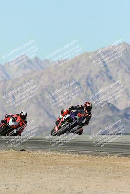 media/Dec-01-2025-Moto Forza (Mon) [[2daa91e15f]]/2-Intermediate Group/Session 4 Turn 9/